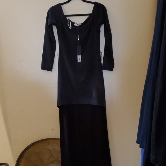 Halston Heritage Dresses & Skirts - Halston Heritage Blue Sheath Dress with 3/4 Sleeves